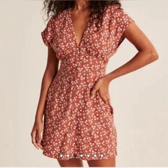 Abercrombie & Fitch Burnt Orange Dolman Sleeve V-Neck Dress- Size Small - Picture 1 of 8